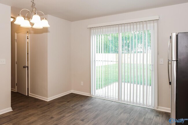 Building Photo - 120 Wethersfield Dr