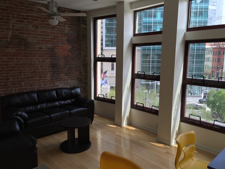 Building Photo - 535 Liberty Ave