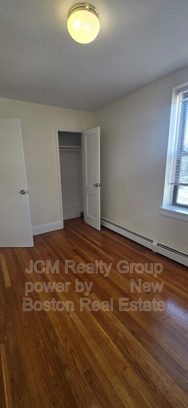 Building Photo - 11 Victory Rd