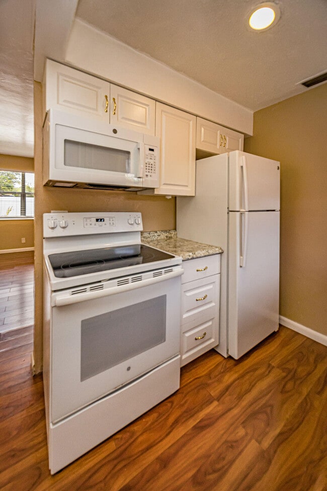 Building Photo - 260 NE 13th St