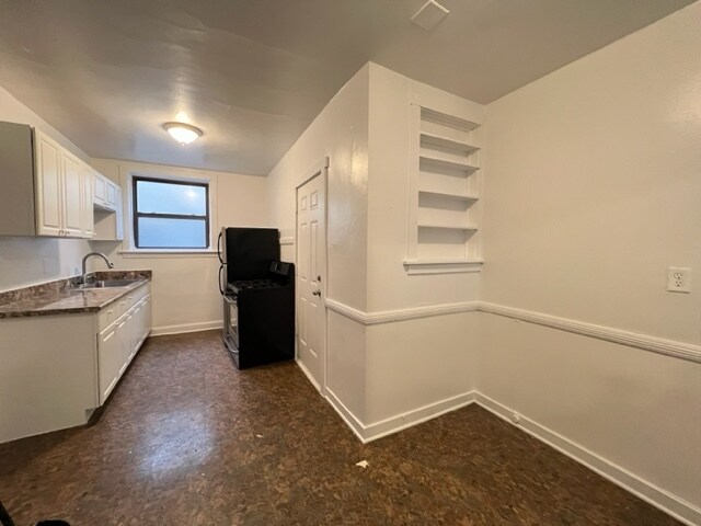 Building Photo - 5937 N Paulina St