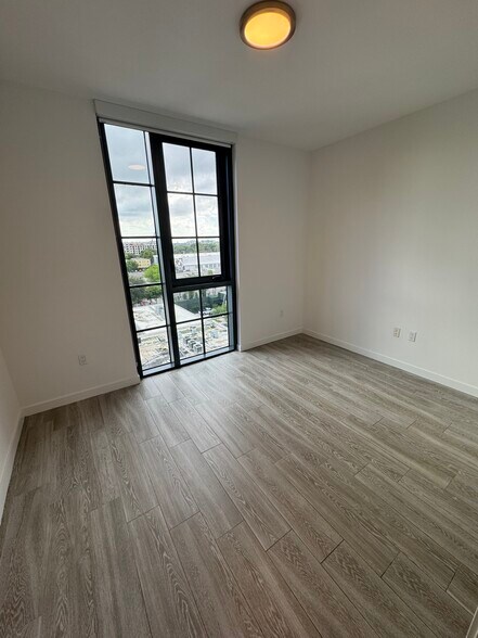 Building Photo - 111 NW 27th St