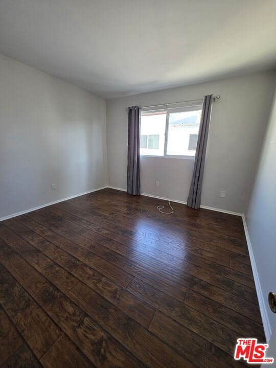 Building Photo - 4866 1/2 McConnell Ave