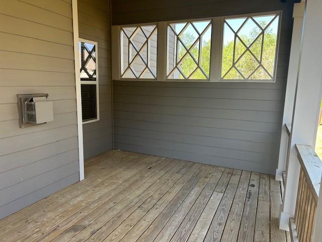 Building Photo - 7005 Br Crk Cv