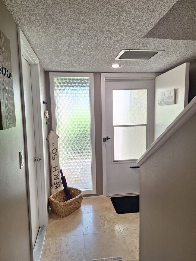 Building Photo - FURNISHED RENTAL - SUGAR MILL / PINE VALLE...