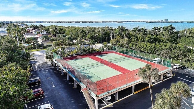 Building Photo - 4200 N Ocean Dr