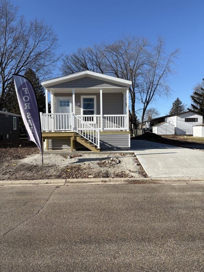 Building Photo - 19900 128th St