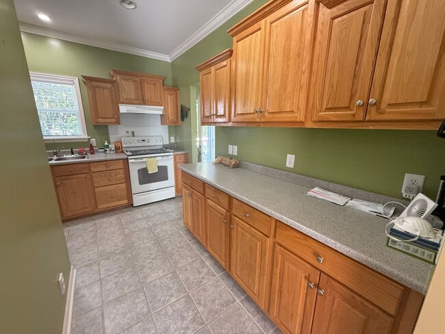 Building Photo - 3 Bedroom 2 Bath House in Lighthouse Point - James Island Charleston