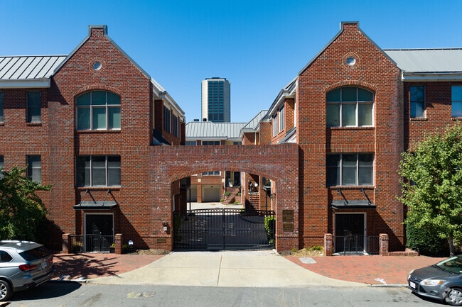 Building Photo - Sterling Row