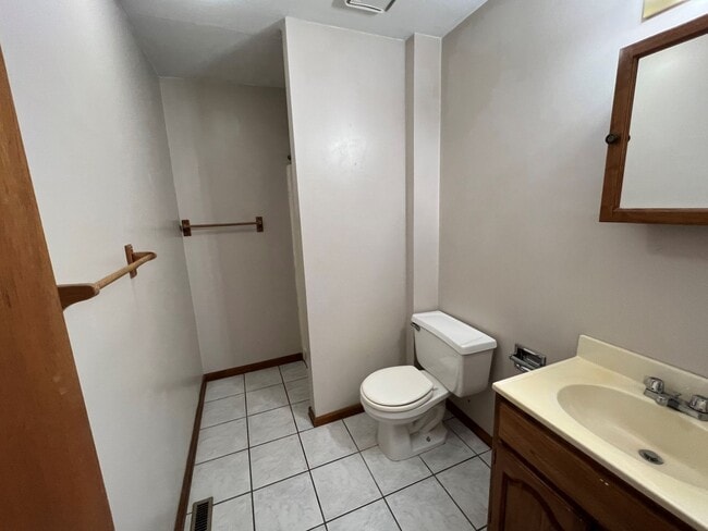 Building Photo - Convenient Living Near K-State & Aggieville!