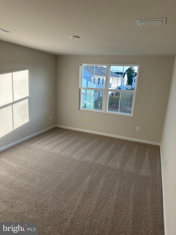 Building Photo - 645 Laurelwood Cir