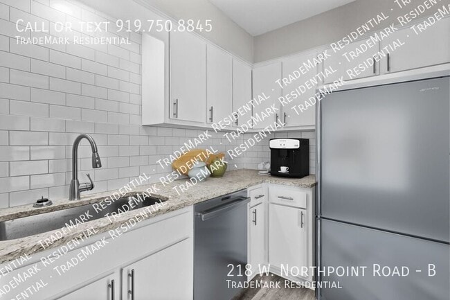 Building Photo - 218 W Northpoint Rd