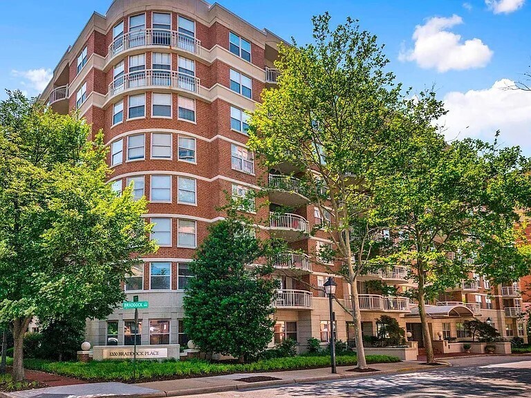 Building Photo - 1200 Braddock Pl