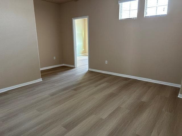 Building Photo - 2880 Donnell Dr