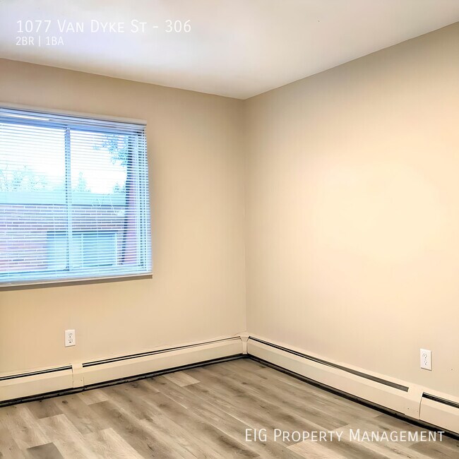 Building Photo - 1077 Van Dyke St