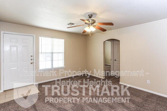 Building Photo - 411 Brittney Way