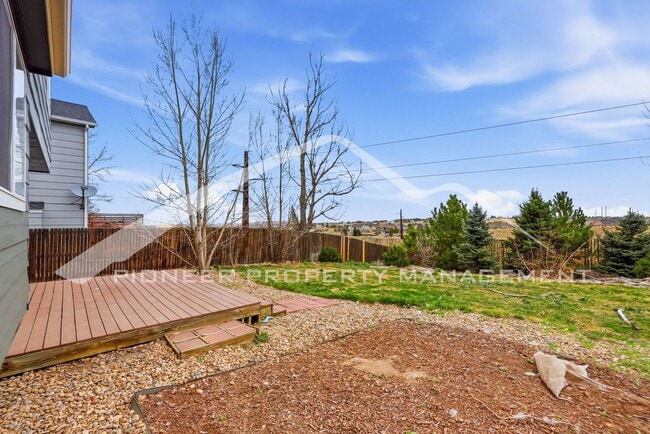 Building Photo - Spacious Home with Central AC and Washer/Dryer