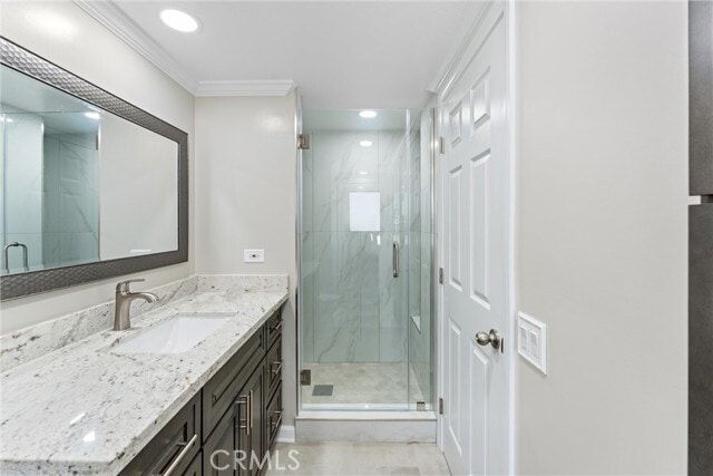 Building Photo - 15360 Metropol Dr