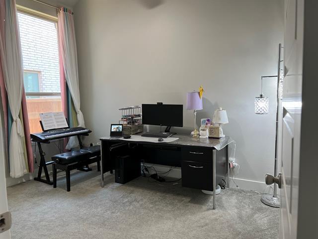 Building Photo - 1416 Saddle Ridge Dr