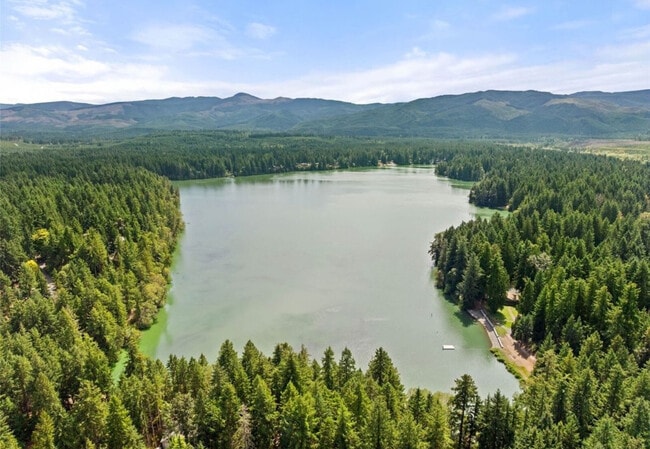 Building Photo - 21737 E Terra Ln SE