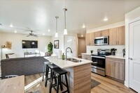 Building Photo - 275 E 650 S