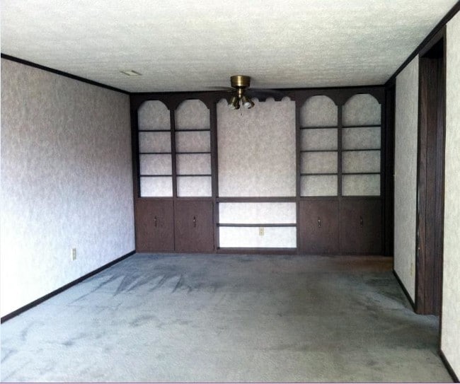 Foxglove Apartments 1117 S South St Wilmington OH 45177 Apartment