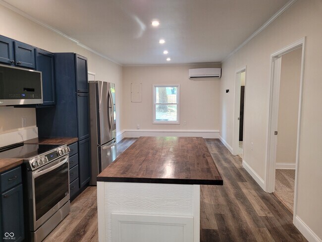 Building Photo - 127 Bailey Ln