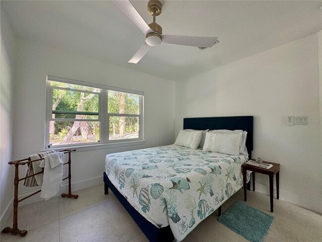 Building Photo - 7372 Melaleuca Way