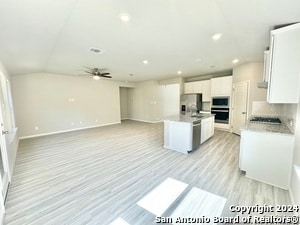 Building Photo - 16935 Blaise Ter