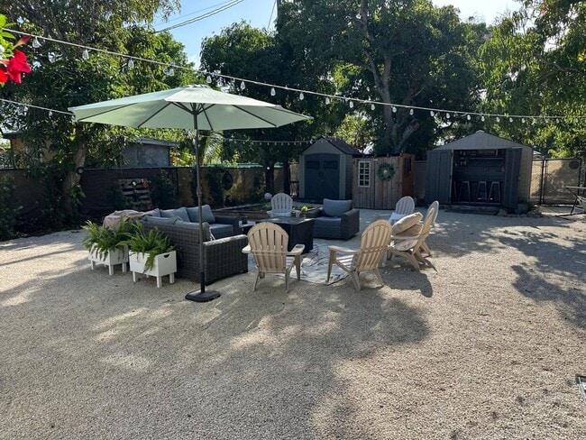 Building Photo - 336 SW 5th Ave