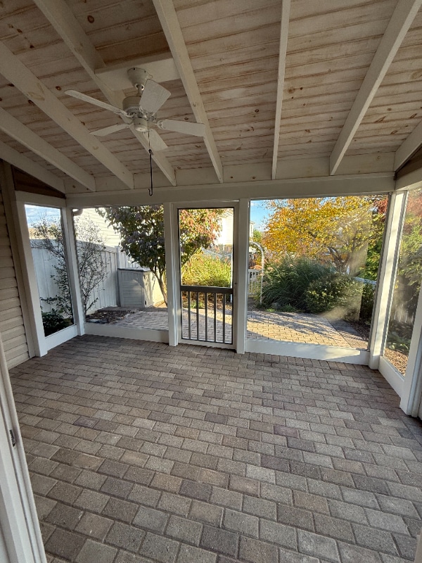 Building Photo - 48 Laurel Dr