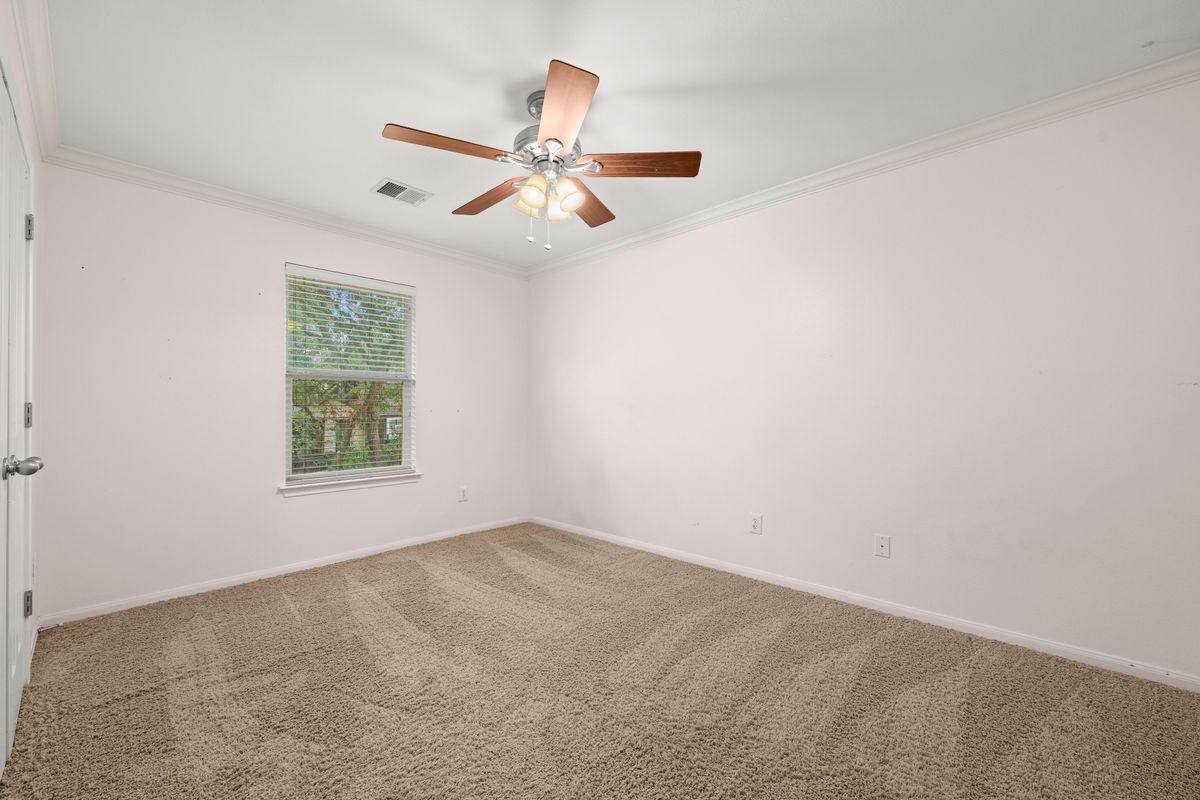 Building Photo - 5105 Hibiscus Valley Dr