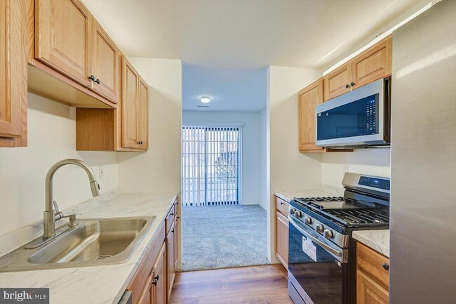 Building Photo - 60 O'Neill Ct