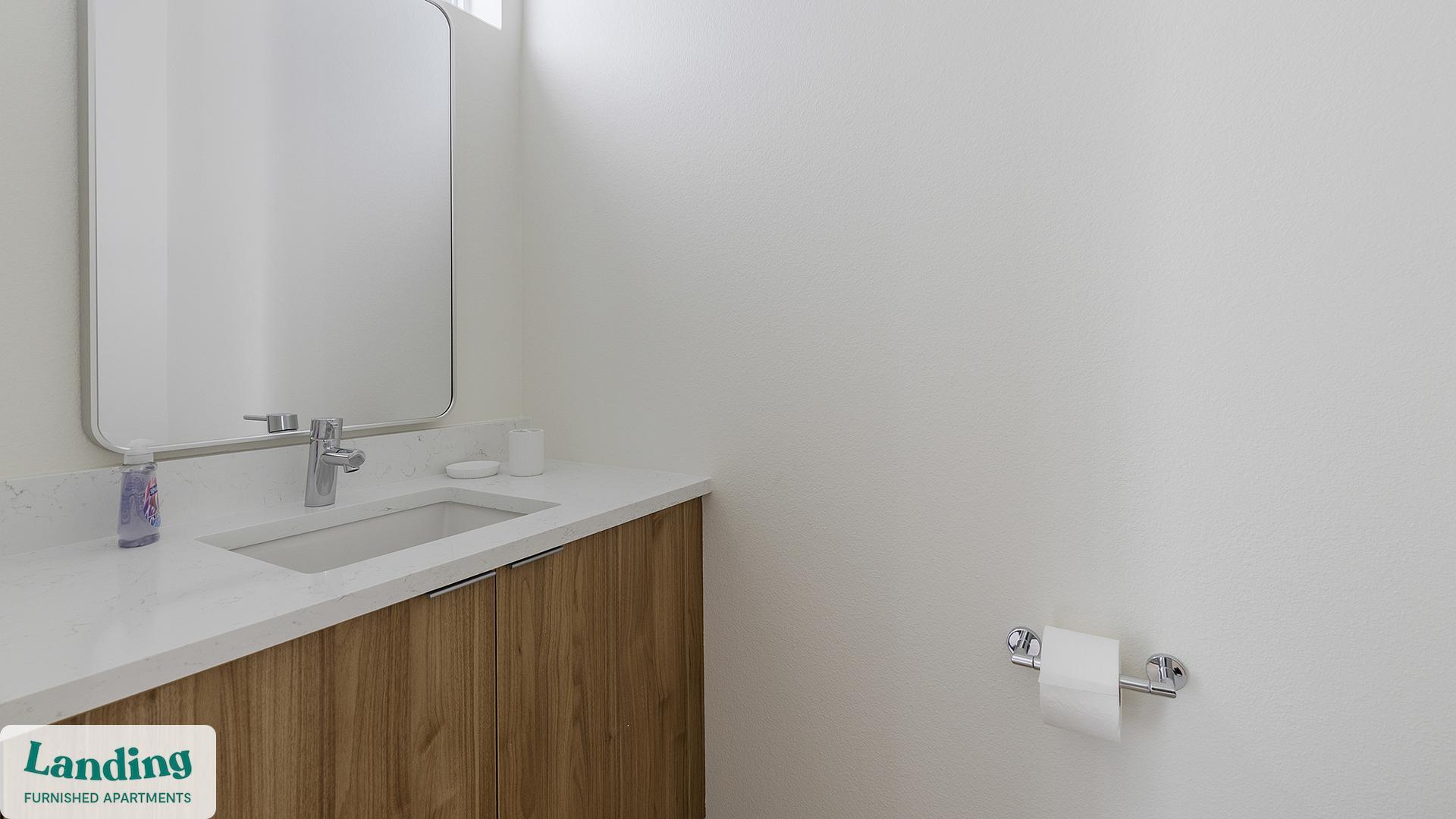 Building Photo - 2206 Arroyo Ave