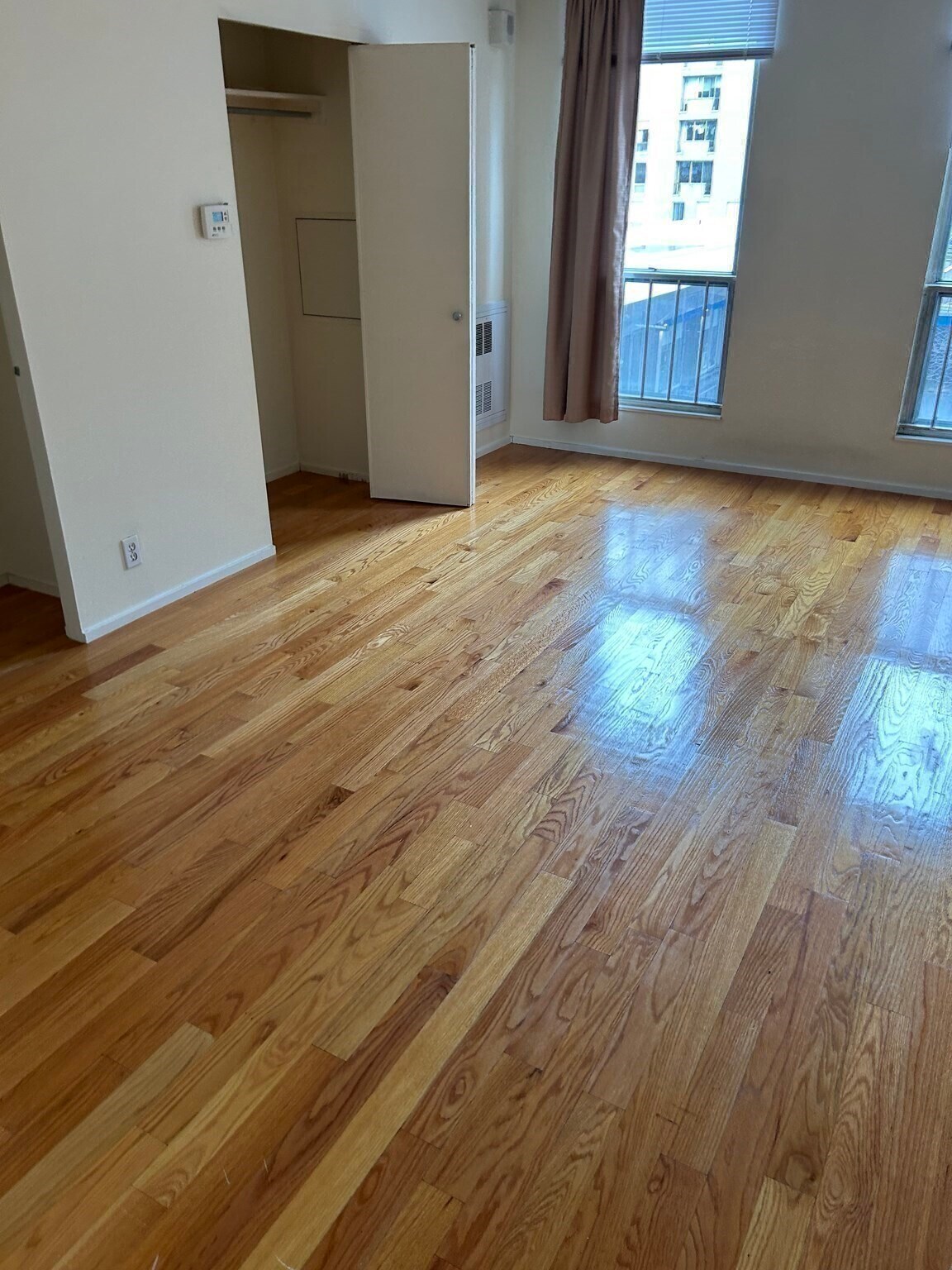 Building Photo - 77 Pond Ave