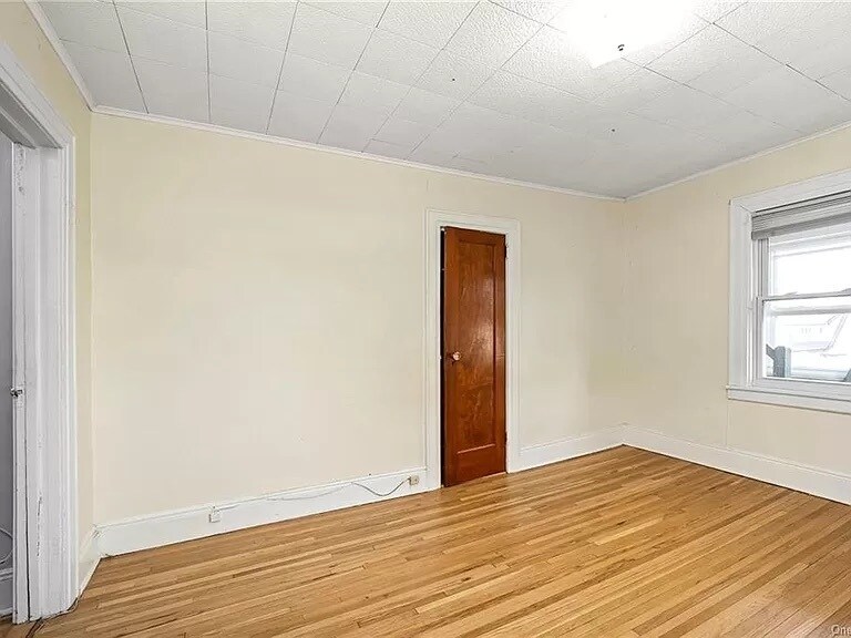 Living Area - 23 Orchard St