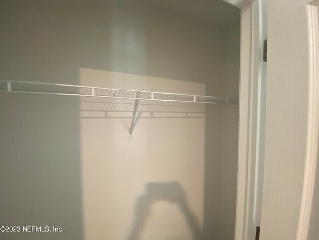 Building Photo - 2773 Oak Stream Dr
