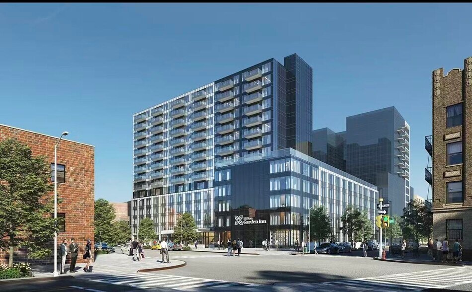Building Photo - 3371 Prince St