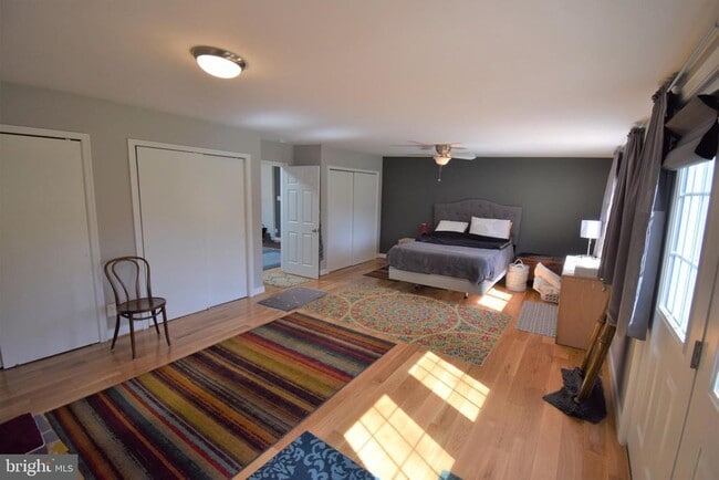 Building Photo - 8811 Badger Dr