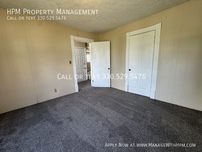 Building Photo - 1307 Woodland Ave NW