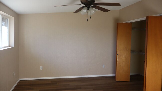 Building Photo - Spacious