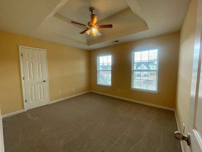 Building Photo - 408 Canoga Ct