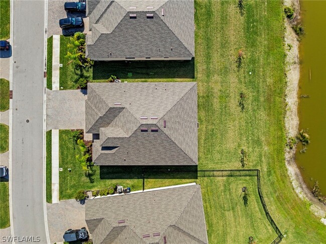 Building Photo - 3257 Altimira Dr