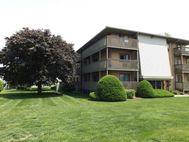 Building Photo - 1165 Stratford Rd