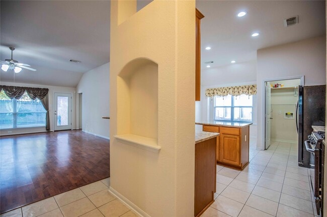 Building Photo - 187 Fairwind Trail Dr