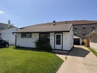 Building Photo - 17611 Clarann St