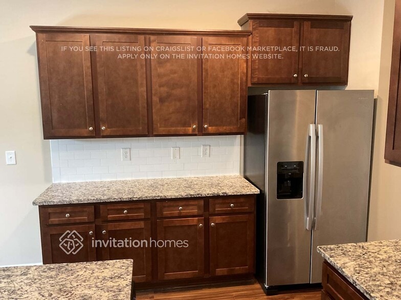 Building Photo - 323 Rankin Cir