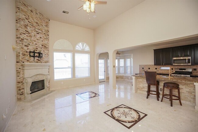Building Photo - 20718 Sapphire Lake Rd