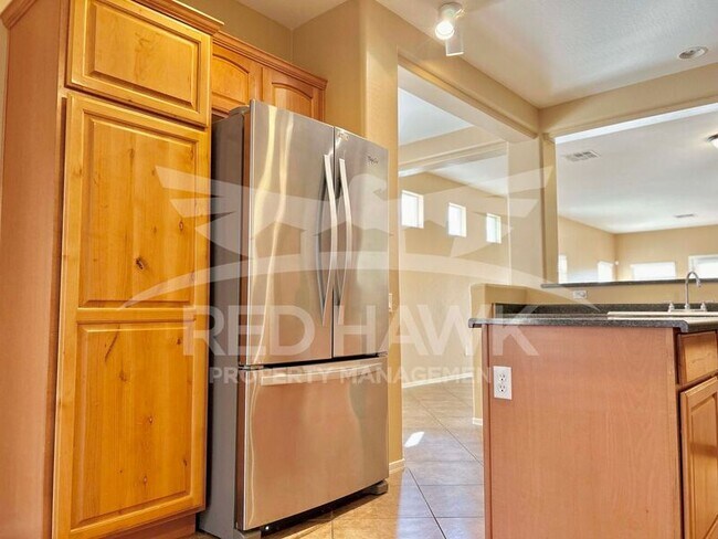 Building Photo - 5329 W Glass Ln