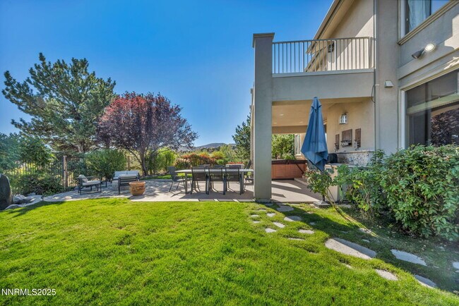 Building Photo - 1520 Taos Ln